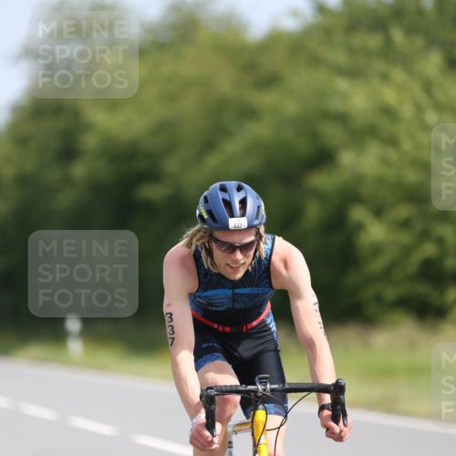 22.06.2025 - Viking Triathlon Yannick Fuchs http://msf.ph/oto/8104602 22.06.2025 11:28:14 Radfahren 210, 266, 269, 331, 337, 433, 459 meine-sportfotos.de