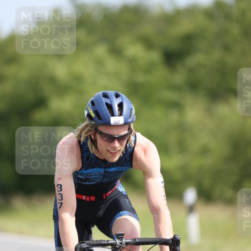22.06.2025 - Viking Triathlon Yannick Fuchs http://msf.ph/oto/8104609 22.06.2025 11:28:15 Radfahren 210, 266, 269, 331, 337, 433, 459 meine-sportfotos.de