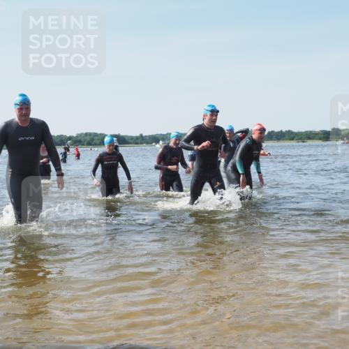 22.06.2025 - Viking Triathlon KatJ http://msf.ph/oto/8104624 22.06.2025 10:35:42 Schwimmen 20, 47, 62, 127, 134, 154, 415, 552, 602 meine-sportfotos.de