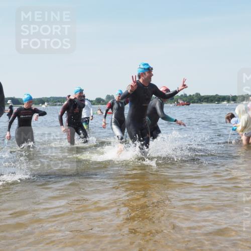 22.06.2025 - Viking Triathlon KatJ http://msf.ph/oto/8104657 22.06.2025 10:35:43 Schwimmen 20, 47, 62, 127, 134, 154, 415, 552, 602 meine-sportfotos.de