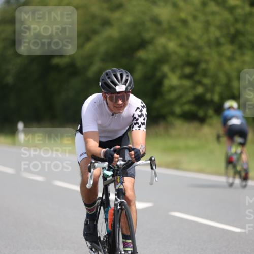 22.06.2025 - Viking Triathlon Yannick Fuchs http://msf.ph/oto/8104682 22.06.2025 12:08:13 Radfahren 29, 34, 46, 144, 164, 228, 297, 321, 451, 633 meine-sportfotos.de