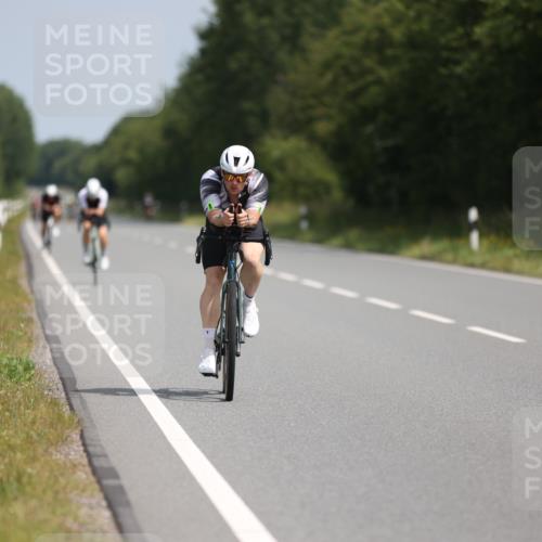 22.06.2025 - Viking Triathlon Yannick Fuchs http://msf.ph/oto/8104683 22.06.2025 11:28:22 Radfahren 22, 210, 211, 269 meine-sportfotos.de
