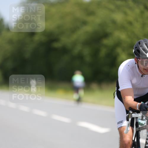 22.06.2025 - Viking Triathlon Yannick Fuchs http://msf.ph/oto/8104690 22.06.2025 12:08:13 Radfahren 29, 34, 46, 144, 164, 228, 297, 321, 451, 633 meine-sportfotos.de