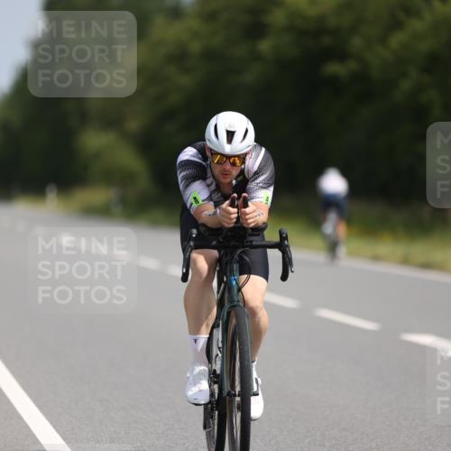 22.06.2025 - Viking Triathlon Yannick Fuchs http://msf.ph/oto/8104718 22.06.2025 11:28:23 Radfahren 22, 210, 211, 269 meine-sportfotos.de
