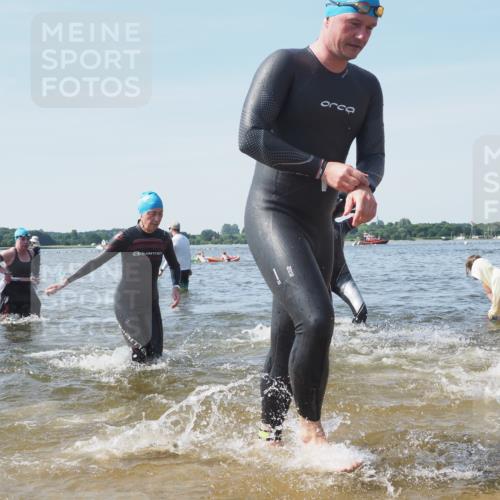 22.06.2025 - Viking Triathlon KatJ http://msf.ph/oto/8104721 22.06.2025 10:35:45 Schwimmen 20, 47, 62, 134, 154, 265, 415, 552, 602 meine-sportfotos.de