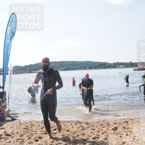22.06.2025 - Viking Triathlon MichiJ http://msf.ph/oto/8104730 22.06.2025 10:47:56 Schwimmen 84, 190, 223, 285, 452 meine-sportfotos.de