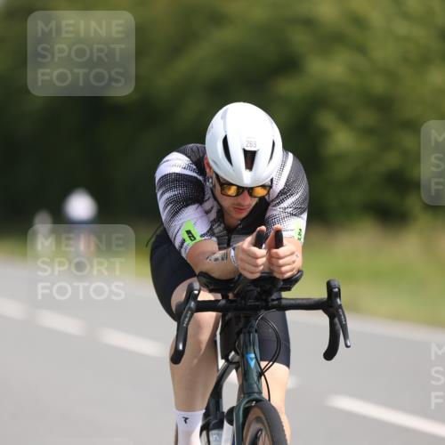22.06.2025 - Viking Triathlon Yannick Fuchs http://msf.ph/oto/8104744 22.06.2025 11:28:24 Radfahren 22, 210, 211, 269 meine-sportfotos.de