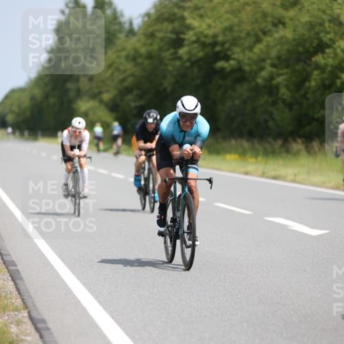 22.06.2025 - Viking Triathlon Yannick Fuchs http://msf.ph/oto/8104750 22.06.2025 12:08:20 Radfahren 34, 46, 91, 164, 192, 297, 321, 451, 633 meine-sportfotos.de