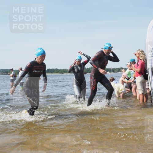 22.06.2025 - Viking Triathlon KatJ http://msf.ph/oto/8104751 22.06.2025 10:35:46 Schwimmen 20, 47, 62, 134, 154, 265, 415, 552, 602 meine-sportfotos.de