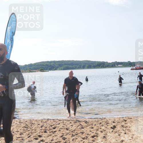 22.06.2025 - Viking Triathlon MichiJ http://msf.ph/oto/8104760 22.06.2025 10:47:57 Schwimmen 190, 223, 285, 452 meine-sportfotos.de