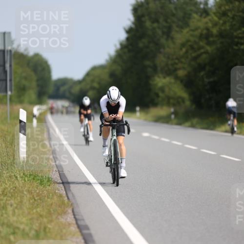 22.06.2025 - Viking Triathlon Yannick Fuchs http://msf.ph/oto/8104770 22.06.2025 11:28:25 Radfahren 22, 211, 269, 476 meine-sportfotos.de