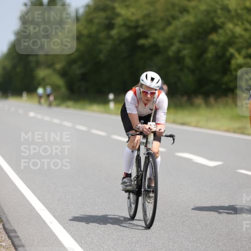 22.06.2025 - Viking Triathlon Yannick Fuchs http://msf.ph/oto/8104788 22.06.2025 12:08:22 Radfahren 34, 46, 91, 164, 192, 297, 321, 451 meine-sportfotos.de