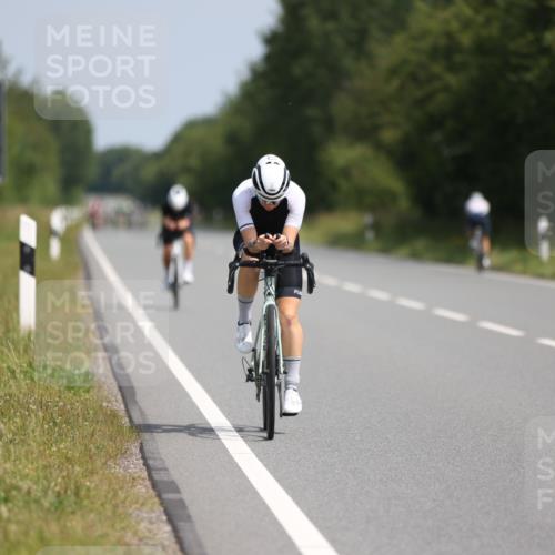 22.06.2025 - Viking Triathlon Yannick Fuchs http://msf.ph/oto/8104791 22.06.2025 11:28:26 Radfahren 22, 211, 269, 476 meine-sportfotos.de
