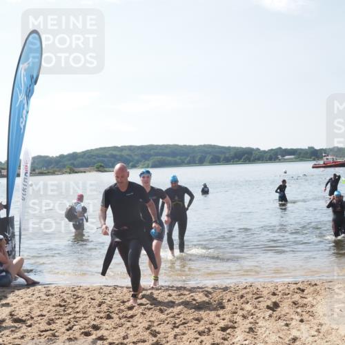 22.06.2025 - Viking Triathlon MichiJ http://msf.ph/oto/8104792 22.06.2025 10:47:59 Schwimmen 190, 223, 285, 452 meine-sportfotos.de