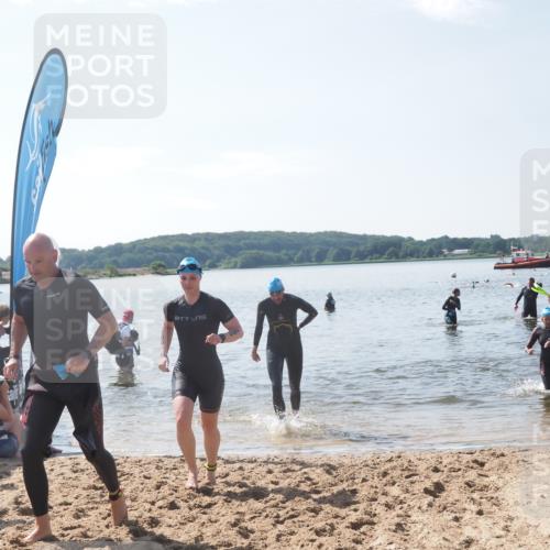 22.06.2025 - Viking Triathlon MichiJ http://msf.ph/oto/8104824 22.06.2025 10:48:00 Schwimmen 190, 223, 285 meine-sportfotos.de