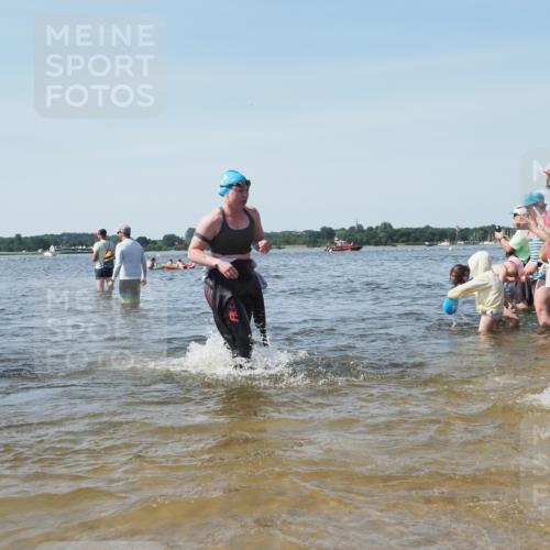 22.06.2025 - Viking Triathlon KatJ http://msf.ph/oto/8104826 22.06.2025 10:35:48 Schwimmen 20, 47, 62, 154, 265, 552 meine-sportfotos.de