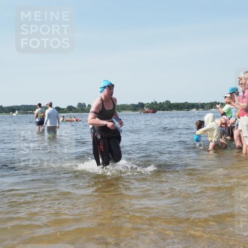 22.06.2025 - Viking Triathlon KatJ http://msf.ph/oto/8104834 22.06.2025 10:35:48 Schwimmen 20, 47, 62, 154, 265, 552 meine-sportfotos.de