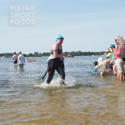 22.06.2025 - Viking Triathlon KatJ http://msf.ph/oto/8104845 22.06.2025 10:35:48 Schwimmen 20, 47, 62, 154, 265, 552 meine-sportfotos.de