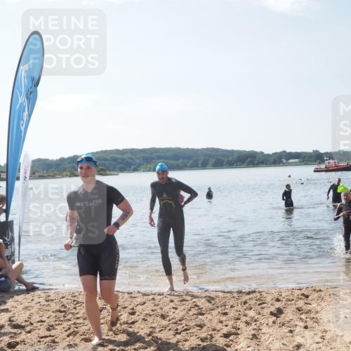 22.06.2025 - Viking Triathlon MichiJ http://msf.ph/oto/8104848 22.06.2025 10:48:01 Schwimmen 190, 223, 285, 364 meine-sportfotos.de
