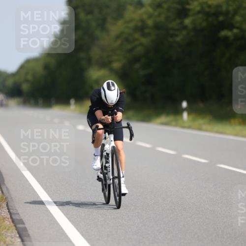 22.06.2025 - Viking Triathlon Yannick Fuchs http://msf.ph/oto/8104859 22.06.2025 11:28:30 Radfahren 22, 211, 476 meine-sportfotos.de