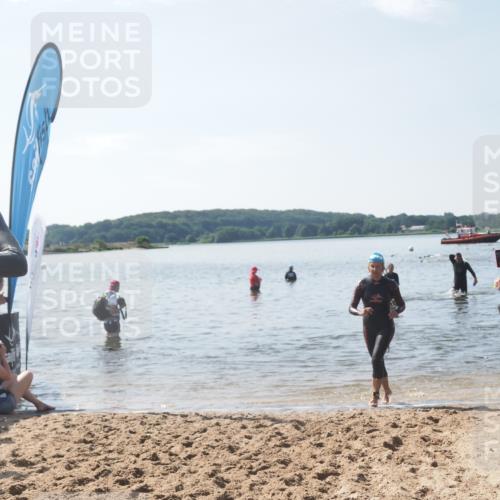 22.06.2025 - Viking Triathlon MichiJ http://msf.ph/oto/8104860 22.06.2025 10:48:03 Schwimmen 37, 190, 223, 364 meine-sportfotos.de