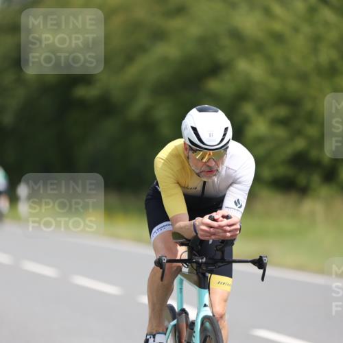 22.06.2025 - Viking Triathlon Yannick Fuchs http://msf.ph/oto/8104886 22.06.2025 12:08:30 Radfahren 91, 192, 441, 453 meine-sportfotos.de