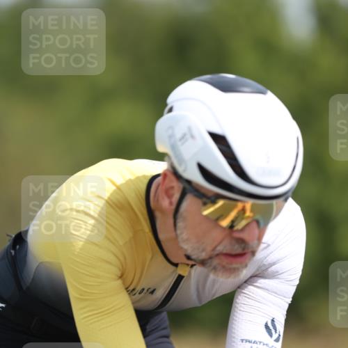 22.06.2025 - Viking Triathlon Yannick Fuchs http://msf.ph/oto/8104909 22.06.2025 12:08:30 Radfahren 91, 192, 441, 453 meine-sportfotos.de