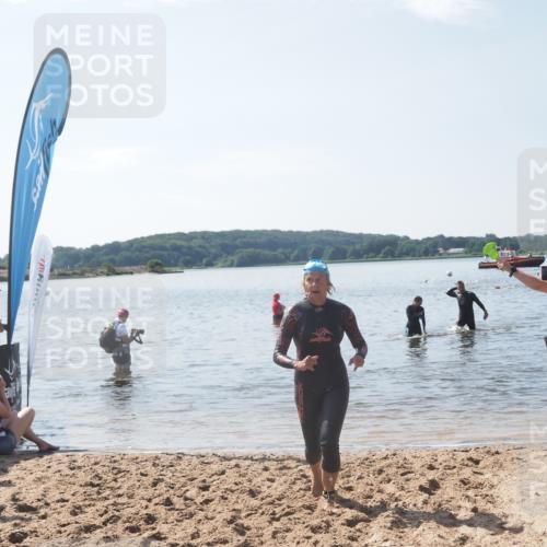 22.06.2025 - Viking Triathlon MichiJ http://msf.ph/oto/8104912 22.06.2025 10:48:05 Schwimmen 37, 190, 364 meine-sportfotos.de