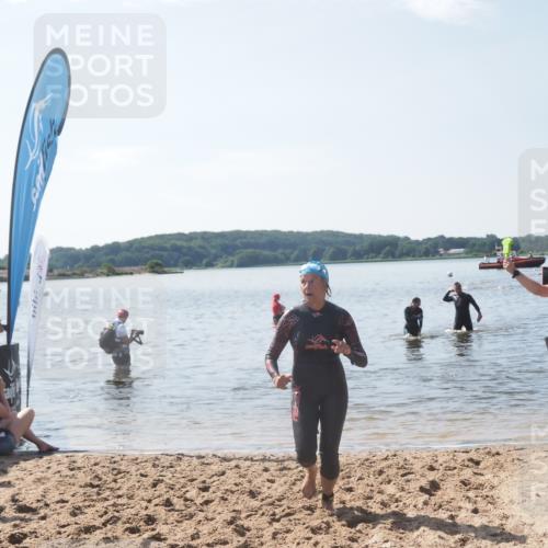 22.06.2025 - Viking Triathlon MichiJ http://msf.ph/oto/8104916 22.06.2025 10:48:06 Schwimmen 37, 190, 364 meine-sportfotos.de