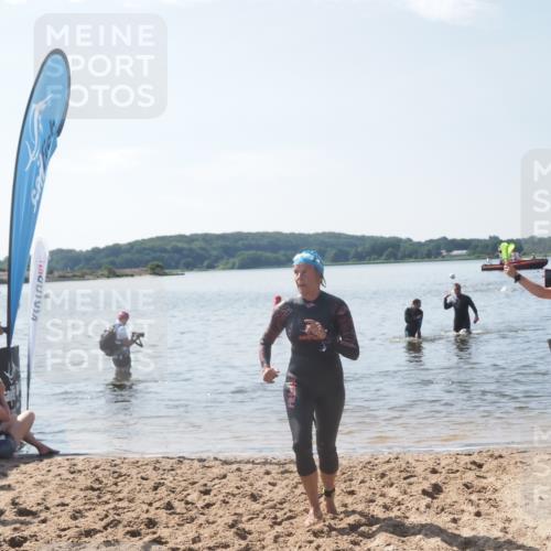 22.06.2025 - Viking Triathlon MichiJ http://msf.ph/oto/8104923 22.06.2025 10:48:06 Schwimmen 37, 190, 364 meine-sportfotos.de