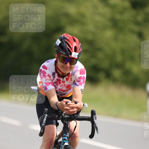 22.06.2025 - Viking Triathlon Yannick Fuchs http://msf.ph/oto/8104930 22.06.2025 11:28:52 Radfahren 3, 11, 33, 171, 347, 509, 614, 648 meine-sportfotos.de