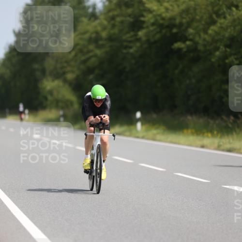 22.06.2025 - Viking Triathlon Yannick Fuchs http://msf.ph/oto/8104945 22.06.2025 11:28:55 Radfahren 3, 11, 14, 33, 171, 251, 310, 347, 509, 614 meine-sportfotos.de