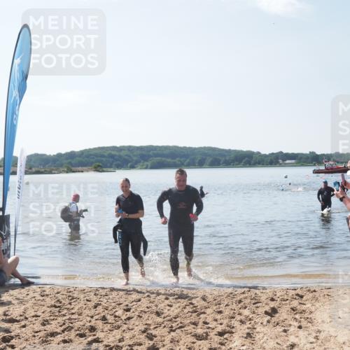 22.06.2025 - Viking Triathlon MichiJ http://msf.ph/oto/8104948 22.06.2025 10:48:20 Schwimmen 37, 364, 471 meine-sportfotos.de