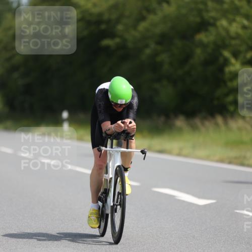 22.06.2025 - Viking Triathlon Yannick Fuchs http://msf.ph/oto/8104953 22.06.2025 11:28:56 Radfahren 3, 11, 14, 33, 171, 251, 310, 347, 509, 614 meine-sportfotos.de