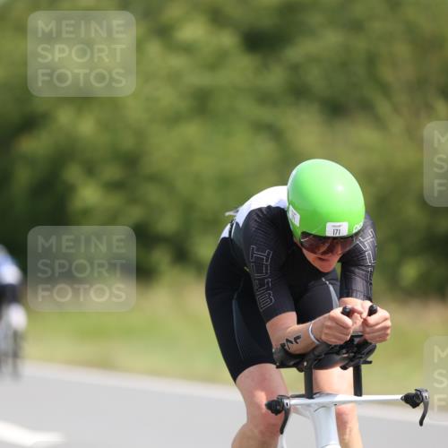 22.06.2025 - Viking Triathlon Yannick Fuchs http://msf.ph/oto/8104969 22.06.2025 11:28:56 Radfahren 3, 11, 14, 33, 171, 251, 310, 347, 509, 614 meine-sportfotos.de
