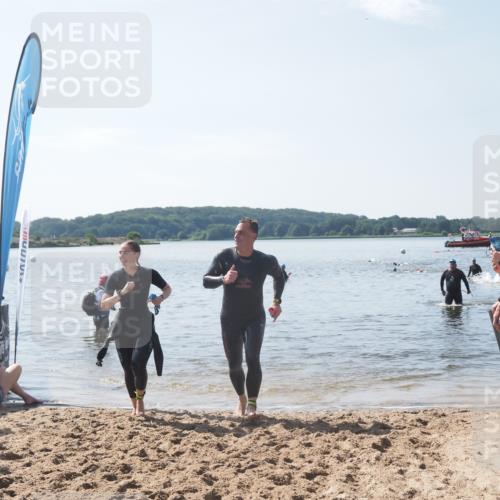 22.06.2025 - Viking Triathlon MichiJ http://msf.ph/oto/8104983 22.06.2025 10:48:20 Schwimmen 37, 364, 471 meine-sportfotos.de