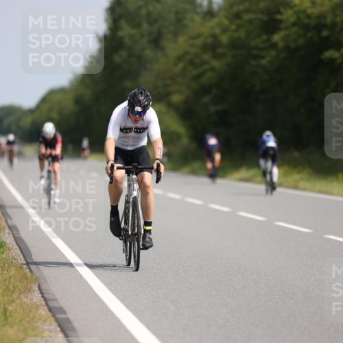 22.06.2025 - Viking Triathlon Yannick Fuchs http://msf.ph/oto/8104990 22.06.2025 11:28:58 Radfahren 3, 11, 14, 33, 171, 251, 310, 614 meine-sportfotos.de