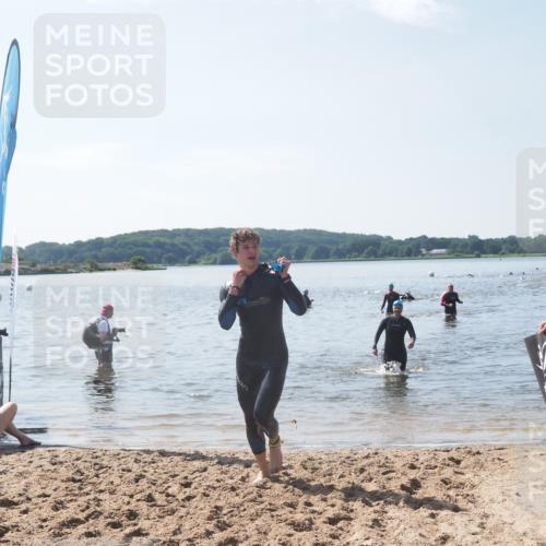 22.06.2025 - Viking Triathlon MichiJ http://msf.ph/oto/8105023 22.06.2025 10:48:42 Schwimmen 166, 412, 494, 607 meine-sportfotos.de