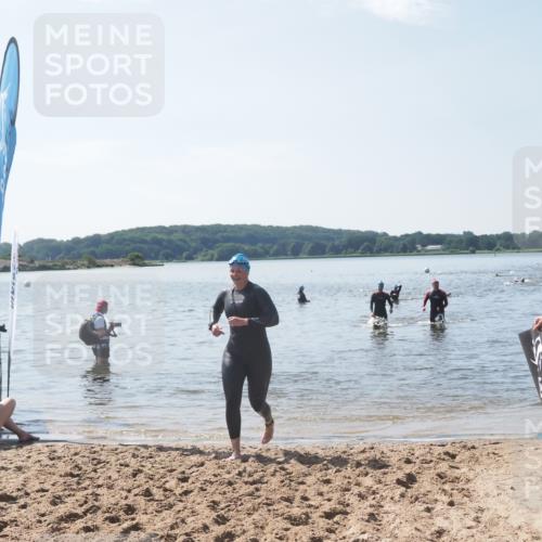 22.06.2025 - Viking Triathlon MichiJ http://msf.ph/oto/8105037 22.06.2025 10:48:47 Schwimmen 166, 412, 607 meine-sportfotos.de
