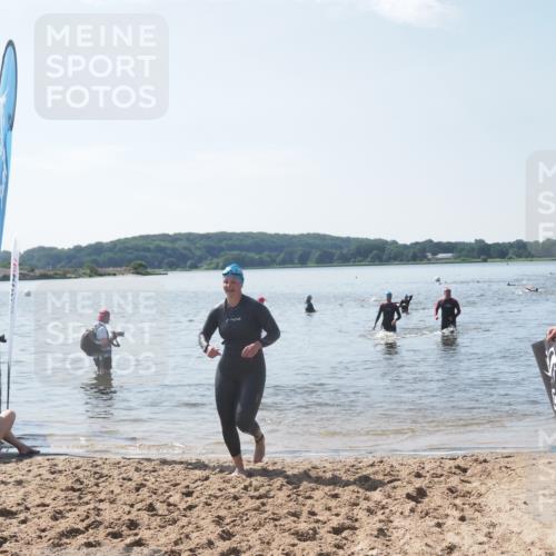 22.06.2025 - Viking Triathlon MichiJ http://msf.ph/oto/8105042 22.06.2025 10:48:47 Schwimmen 166, 412, 607 meine-sportfotos.de