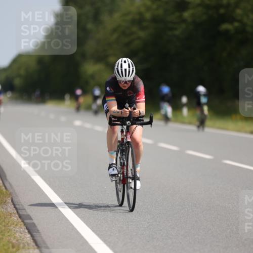 22.06.2025 - Viking Triathlon Yannick Fuchs http://msf.ph/oto/8105048 22.06.2025 11:29:02 Radfahren 14, 33, 251, 310, 394, 614 meine-sportfotos.de