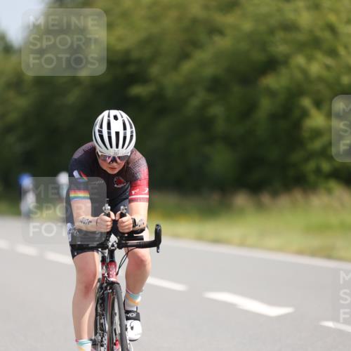22.06.2025 - Viking Triathlon Yannick Fuchs http://msf.ph/oto/8105062 22.06.2025 11:29:03 Radfahren 14, 33, 251, 310, 394, 614 meine-sportfotos.de
