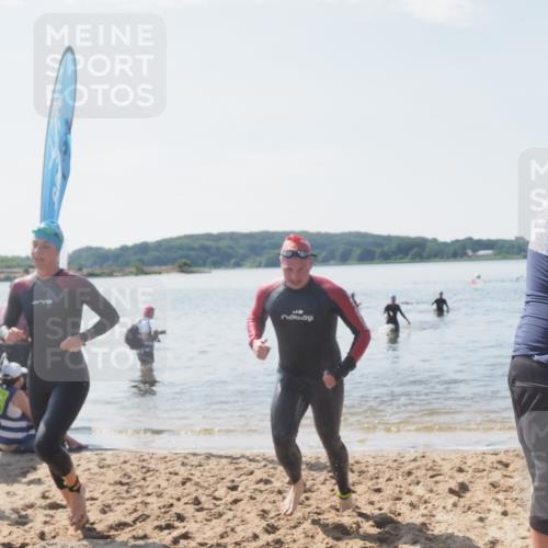 22.06.2025 - Viking Triathlon MichiJ http://msf.ph/oto/8105073 22.06.2025 10:49:00 Schwimmen 166, 353, 607 meine-sportfotos.de