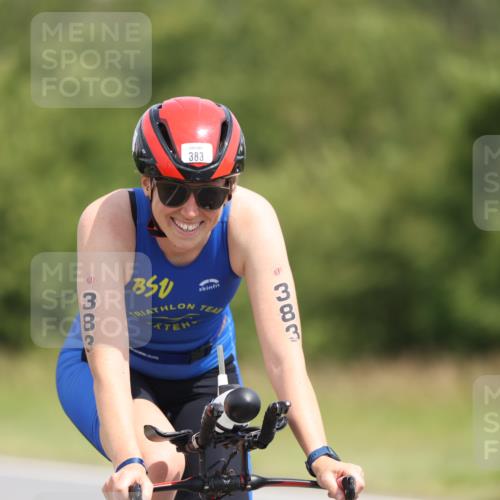 22.06.2025 - Viking Triathlon Yannick Fuchs http://msf.ph/oto/8105086 22.06.2025 12:09:24 Radfahren 31, 140, 195, 383, 446 meine-sportfotos.de