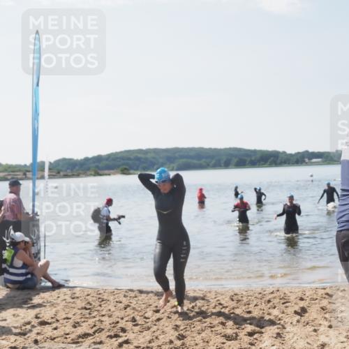 22.06.2025 - Viking Triathlon MichiJ http://msf.ph/oto/8105104 22.06.2025 10:49:17 Schwimmen 64, 155, 256, 317, 353 meine-sportfotos.de