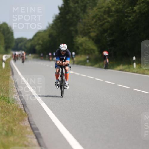22.06.2025 - Viking Triathlon Yannick Fuchs http://msf.ph/oto/8105108 22.06.2025 11:29:08 Radfahren 14, 152, 310, 394 meine-sportfotos.de