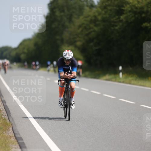 22.06.2025 - Viking Triathlon Yannick Fuchs http://msf.ph/oto/8105115 22.06.2025 11:29:09 Radfahren 14, 152, 310, 394 meine-sportfotos.de