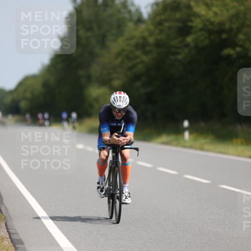 22.06.2025 - Viking Triathlon Yannick Fuchs http://msf.ph/oto/8105122 22.06.2025 11:29:09 Radfahren 14, 152, 310, 394 meine-sportfotos.de