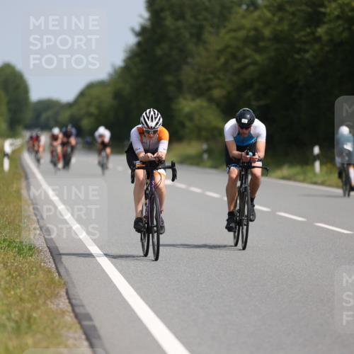 22.06.2025 - Viking Triathlon Yannick Fuchs http://msf.ph/oto/8105169 22.06.2025 11:29:22 Radfahren 43, 78, 110, 305, 314, 389, 411 meine-sportfotos.de
