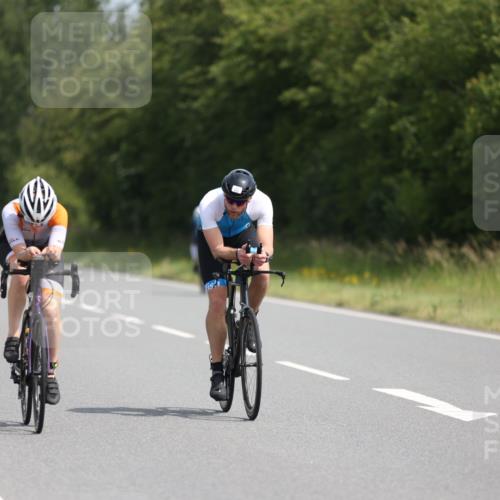 22.06.2025 - Viking Triathlon Yannick Fuchs http://msf.ph/oto/8105176 22.06.2025 11:29:23 Radfahren 43, 78, 110, 305, 314, 389, 411, 427 meine-sportfotos.de